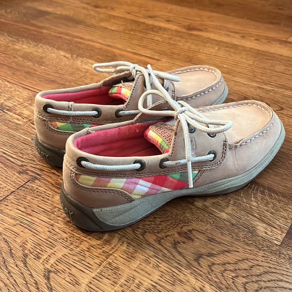 Sperry topsider